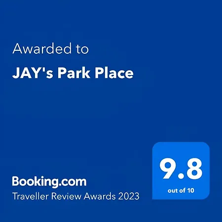 Jay's Park Place Apartment *